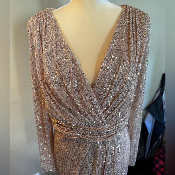 Stunning NWT MAC DUGGAL Sequined Long Sleeve Midi Dress Sz 14 - Picture 12 of 13